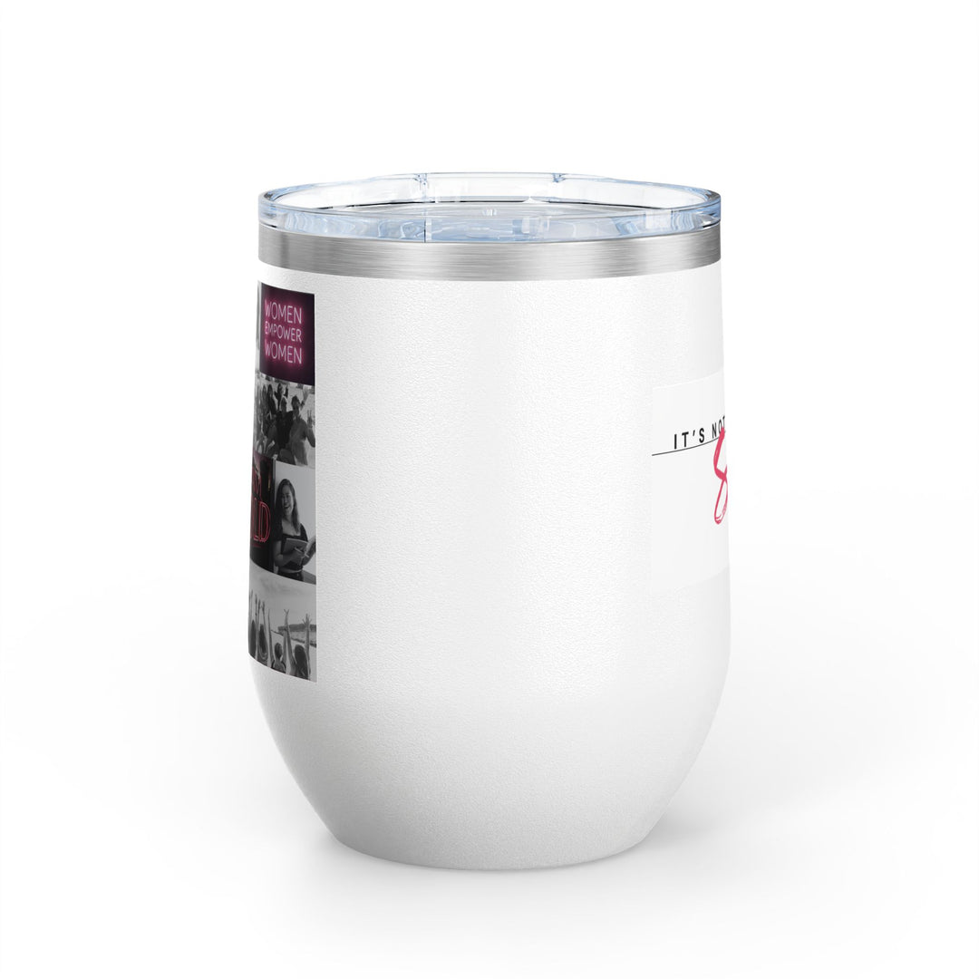 White insulated tumbler with clear lid on white background